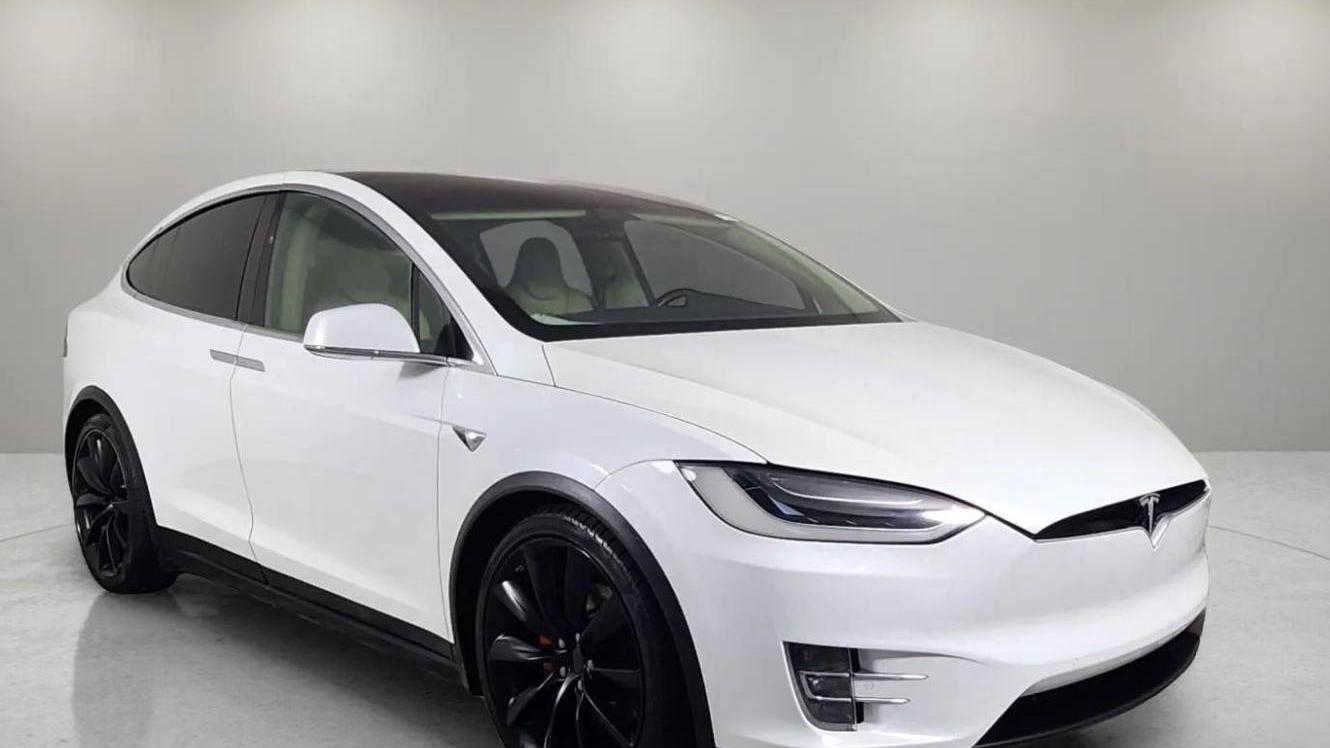 TESLA MODEL X 2017 5YJXCBE46HF052789 image